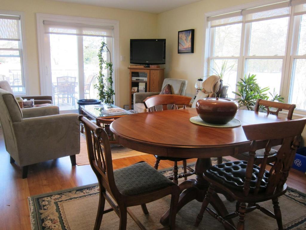Twin Pines Bed And Breakfast Peterborough Esterno foto